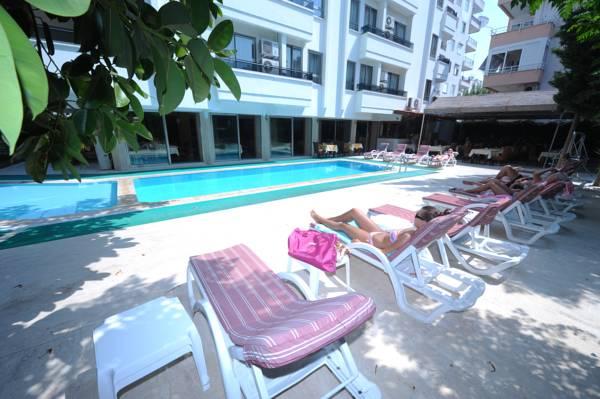 Suite Laguna Hotel — 4