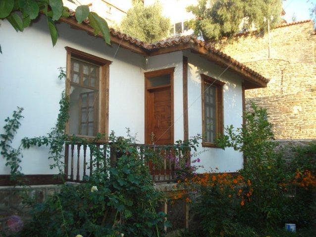 Birgi Çınaraltı Pansiyon — 2