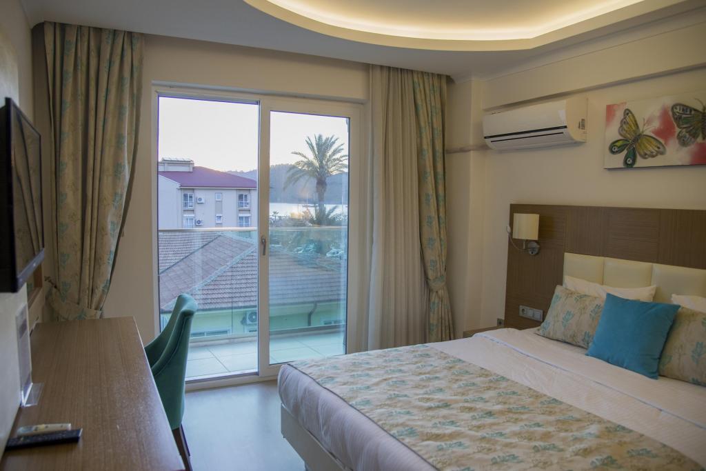 Yeniçeri City Hotel — 8