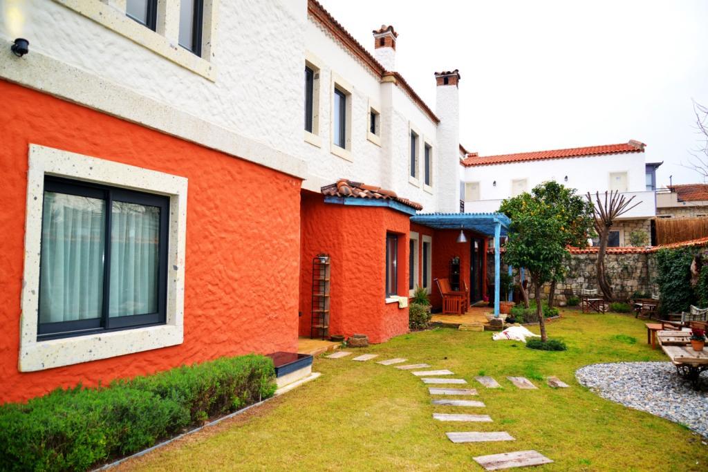Alaçatı Suites
