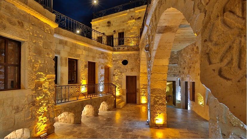 Golden Cave Suites — 4