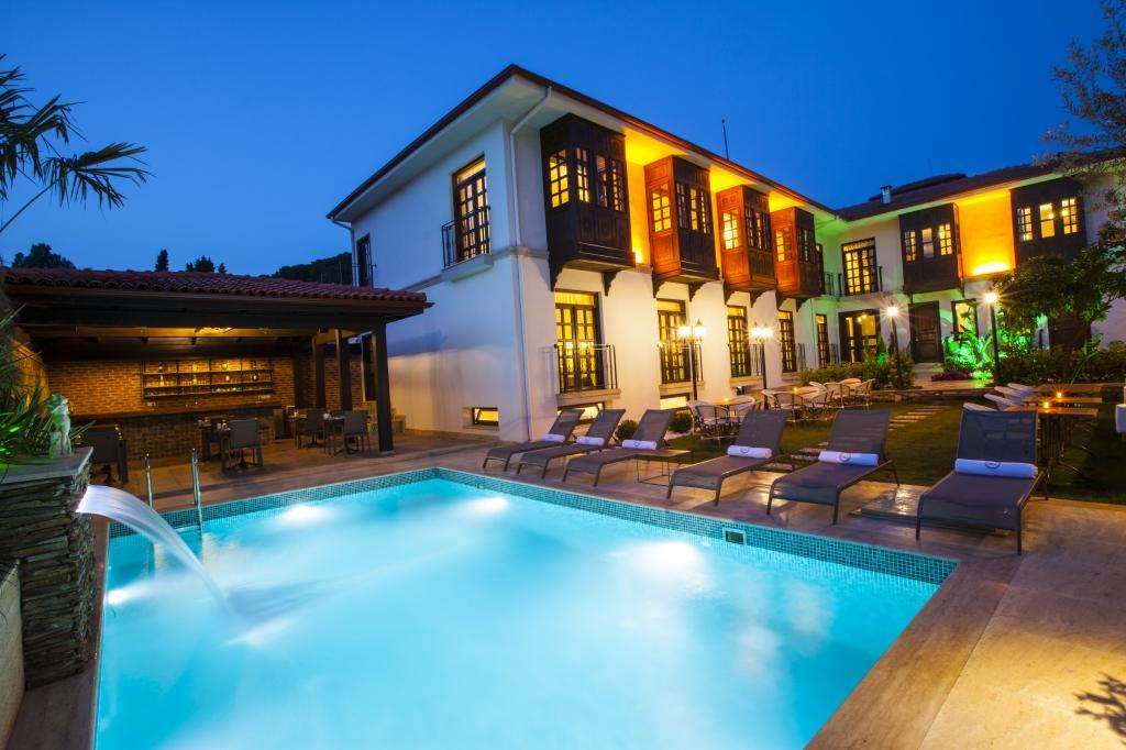 Livia Garden Hotel — 1