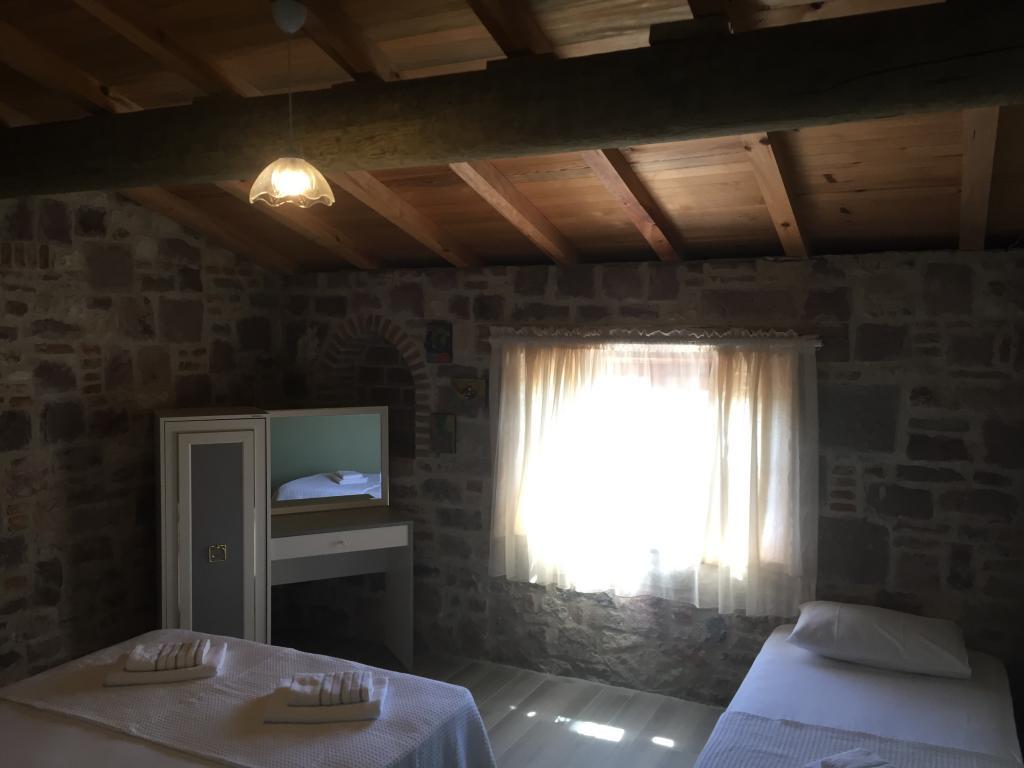 Hayat Altı Otel +6 — 9