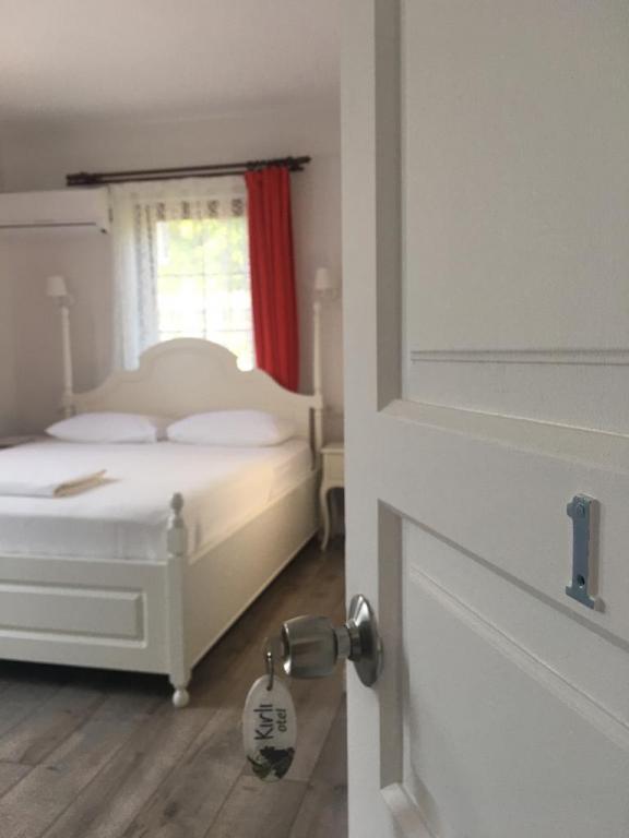 Bozcaada Kırlı Otel — 4