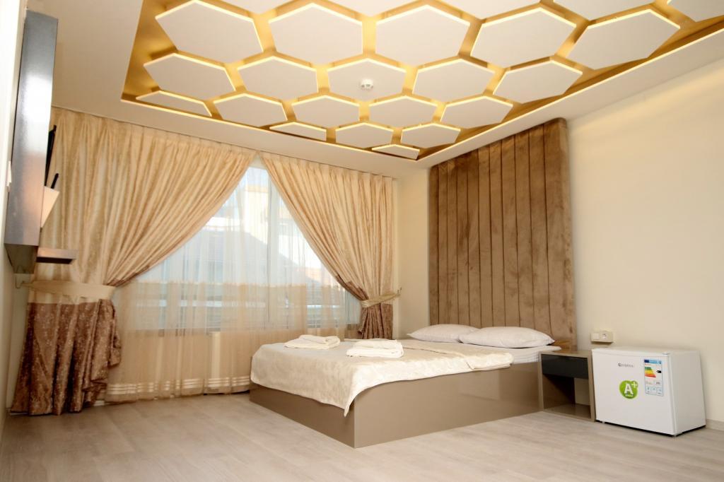 Blueway Hotel — 4