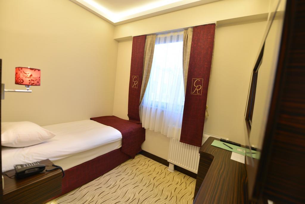 Golden Siyav Hotel — 7
