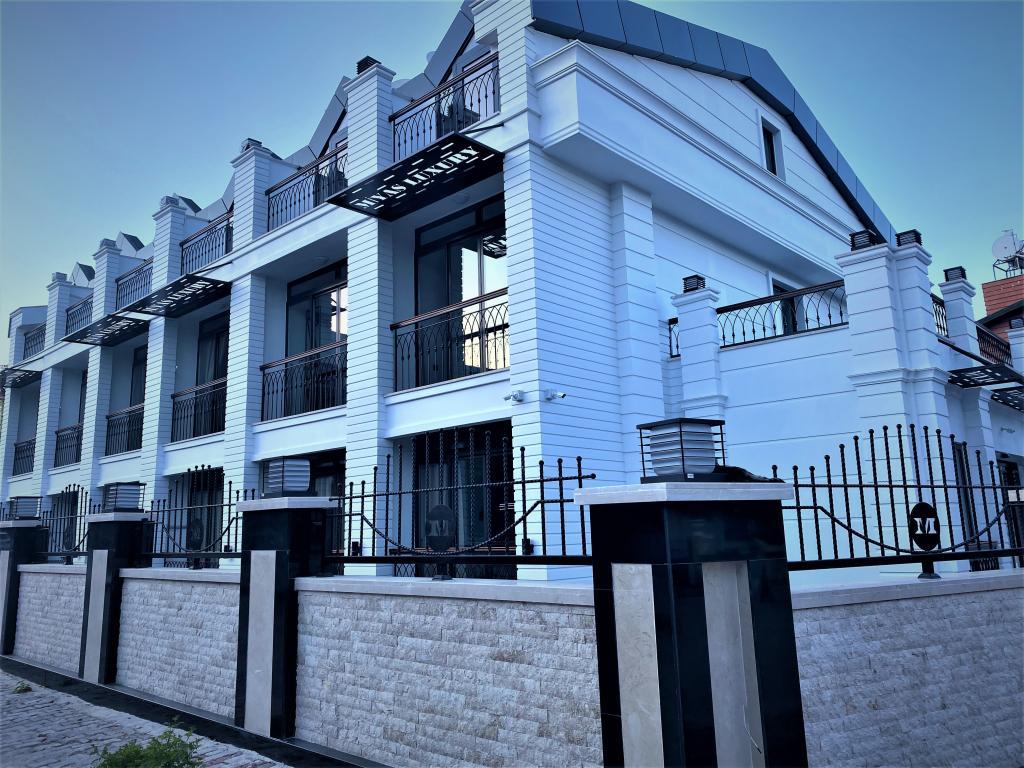 Miyas Luxury Hotel