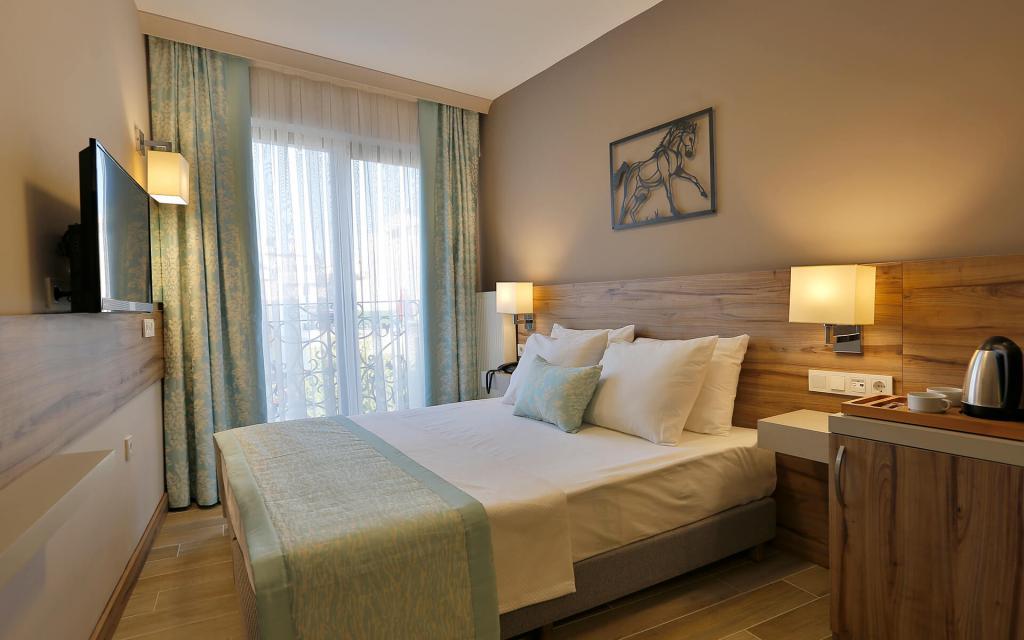 Kule Hotel — 8