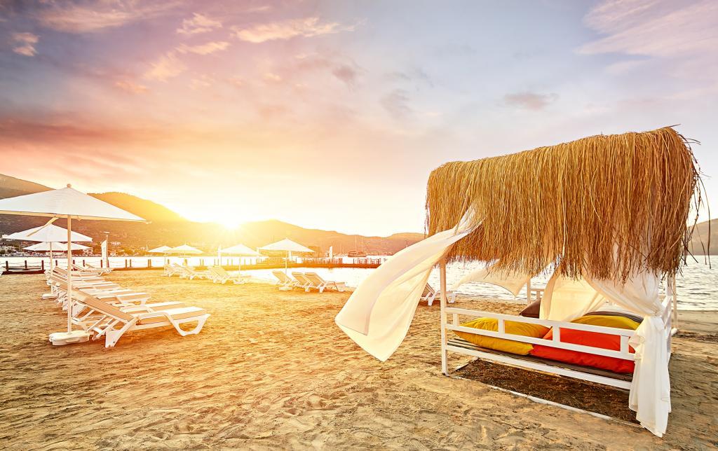 Fi Light Solto Boutique Beach — 4