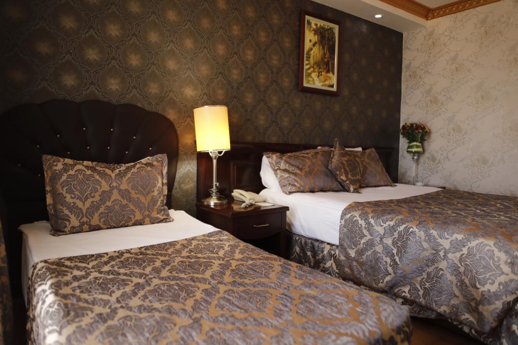 Club Rose Bay Hotel — 4