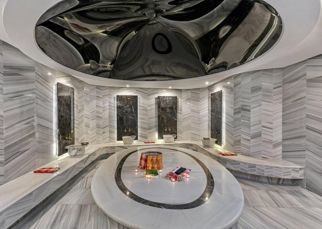 B Business Hotel & Spa — 4