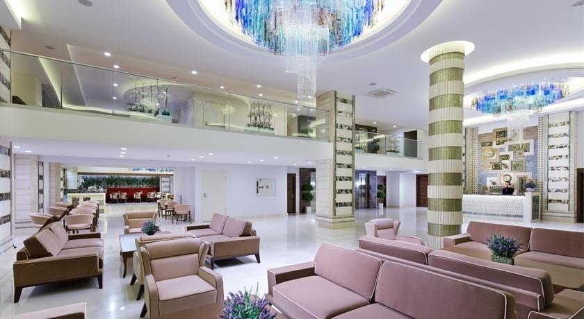 Rox Hotel Airport — 4