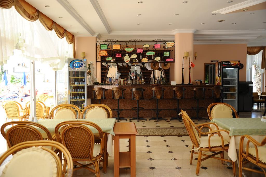 Akman Beach Apart Hotel — 9