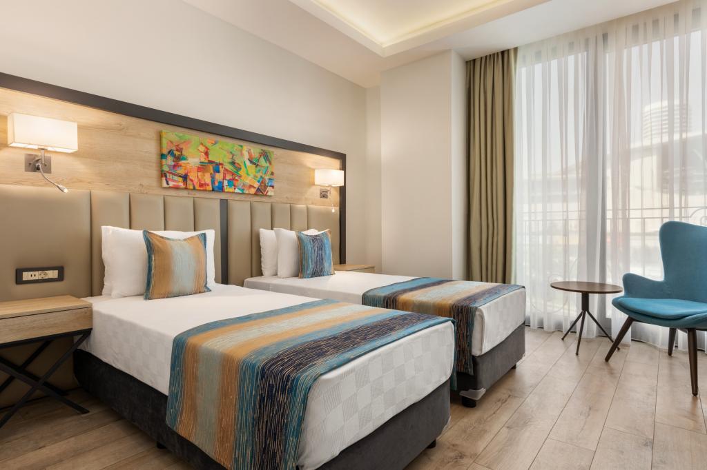 Ramada Encore by Wyndham Istanbul Basın Express — 8