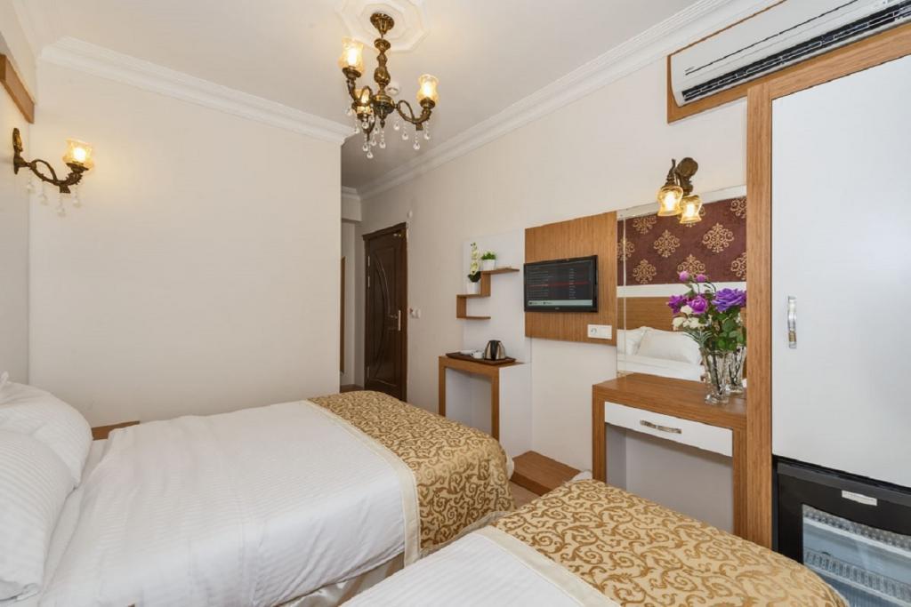 Raimond Hotel — 10