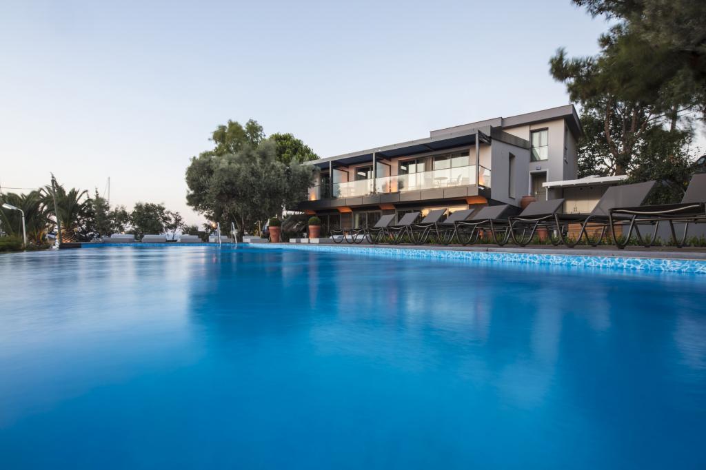 Kübana Hotel — 4