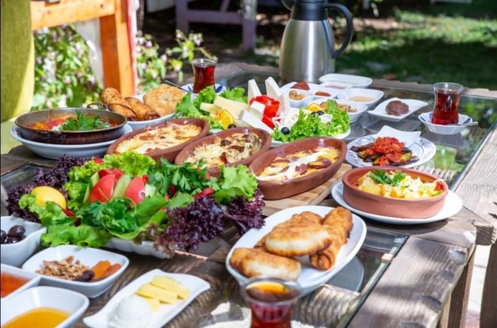 Beyaz Ev Butik Otel Maşukiye — 2