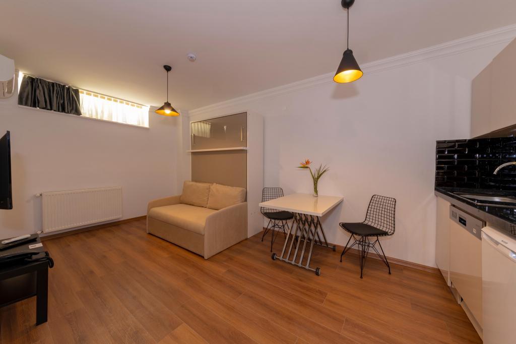 Joy Suites Hotel — 6