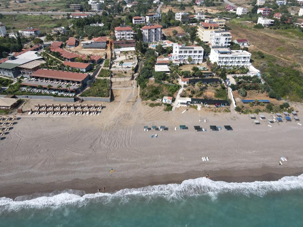 Mavi Cennet Camping Pansiyon — 8