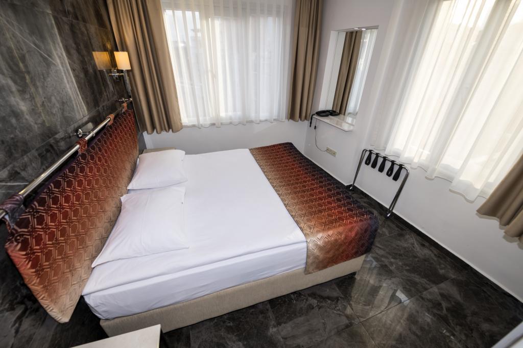 B Guest House — 5