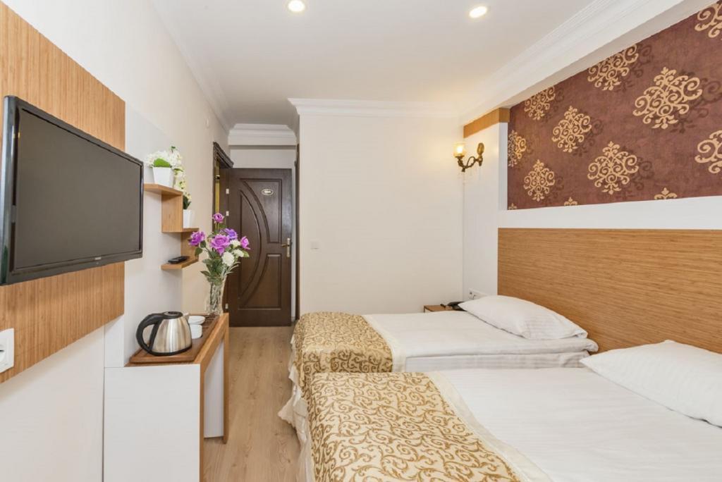 Raimond Hotel — 9