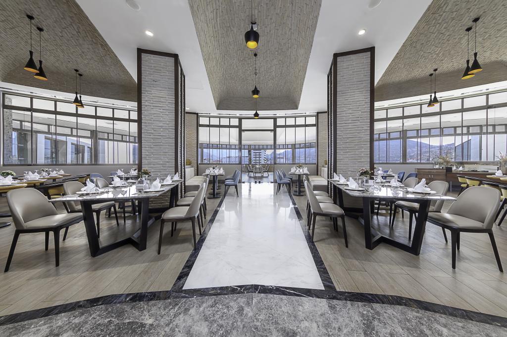 Dedeman Tokat — 10