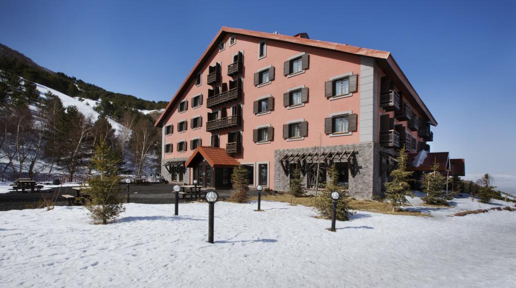 Dedeman Ski Lodge Otel — 4