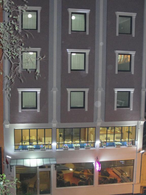 Lonca Butik Otel — 1
