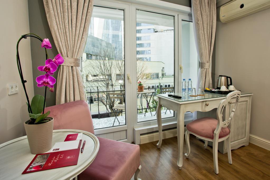 Villa Blanche Hotel — 2