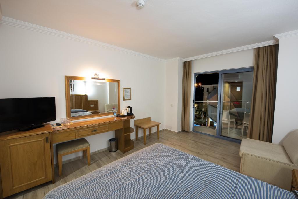 Belcehan Hotel — 7