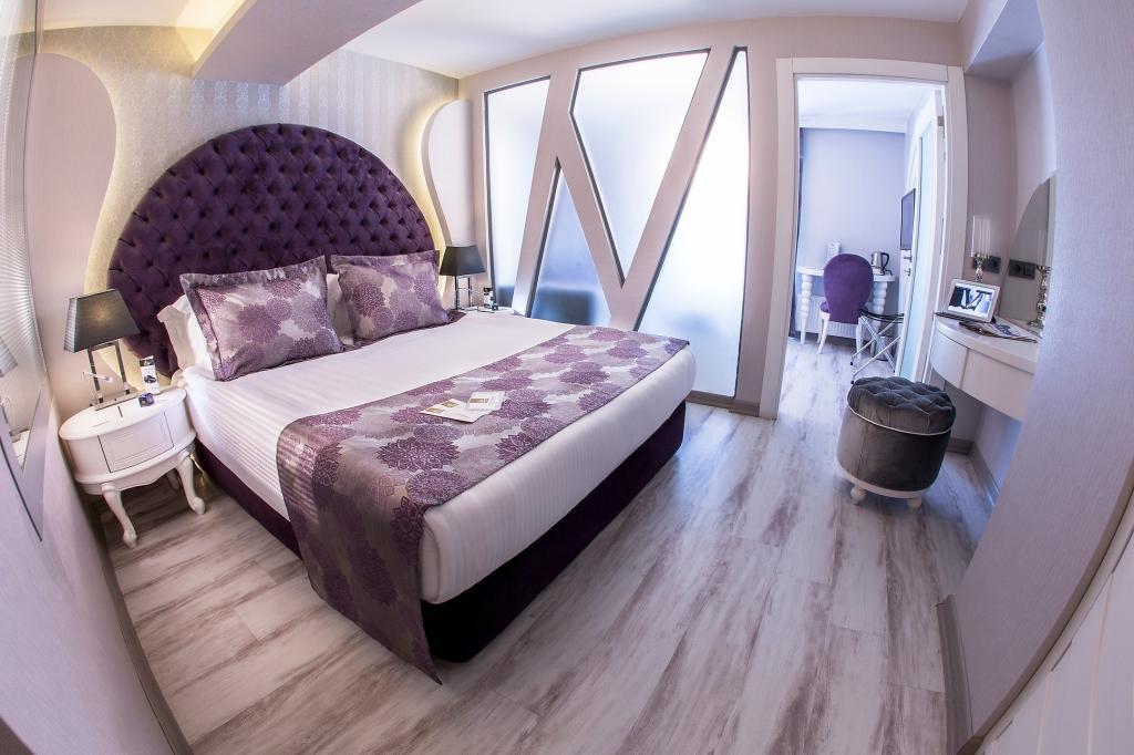 Demonti Otel — 4