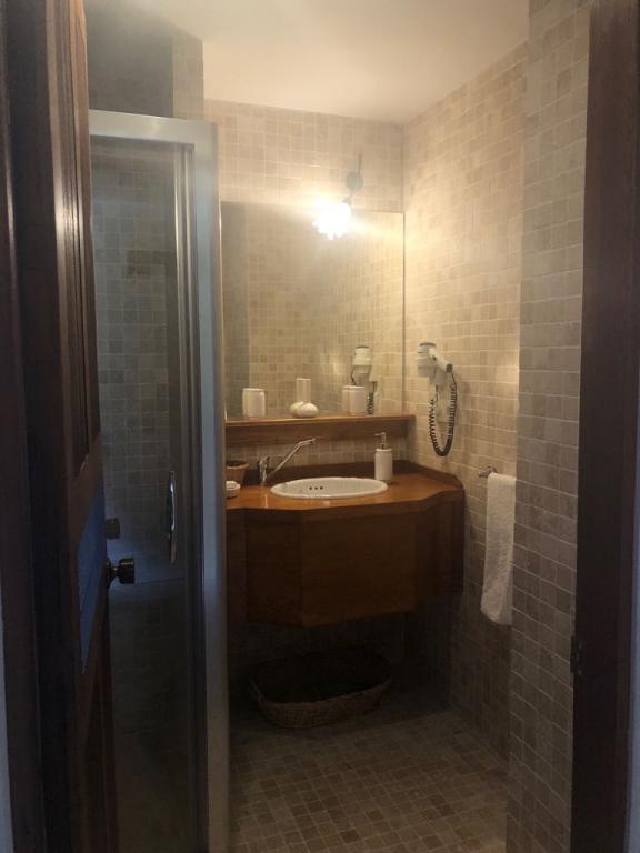 El Vino Hotel & Suites — 3
