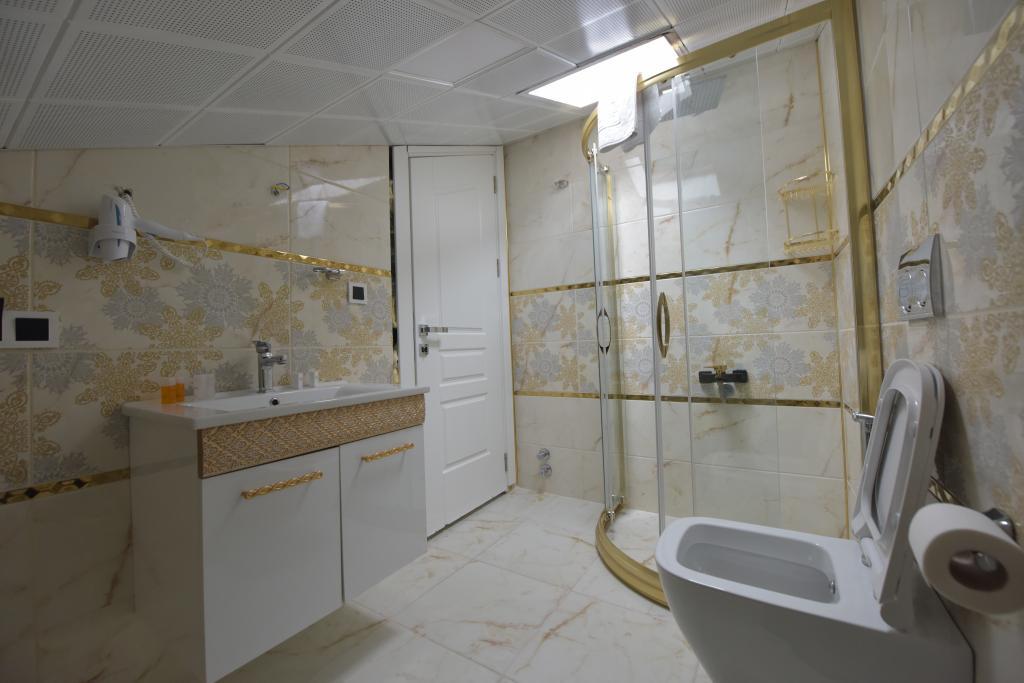 Hayat Rose Hotel — 10