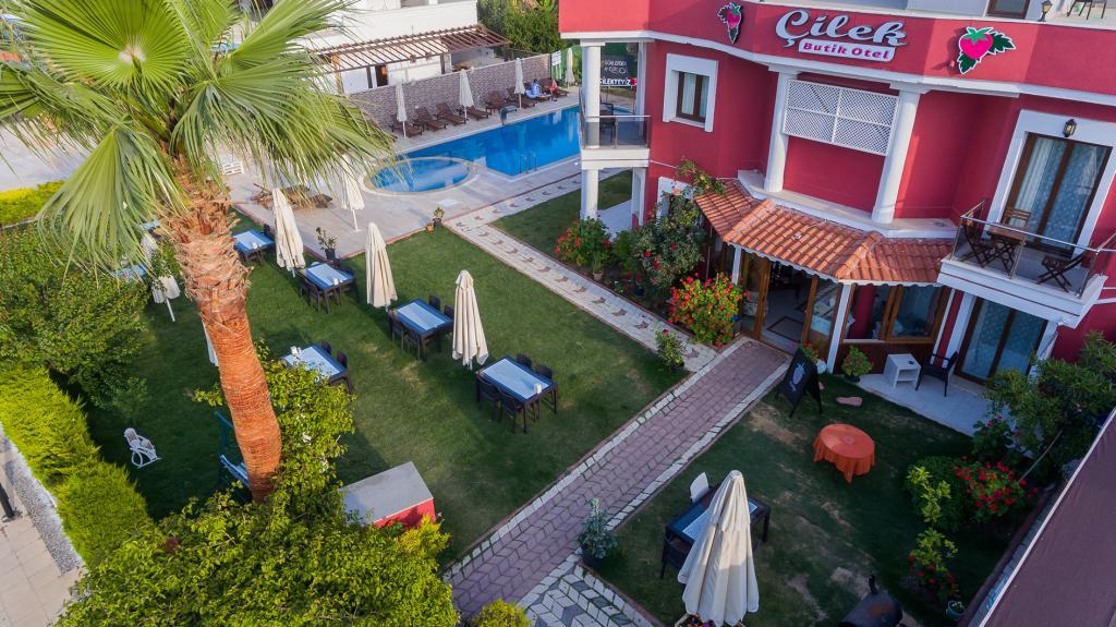 Çilek Butik Otel Çeşme — 6