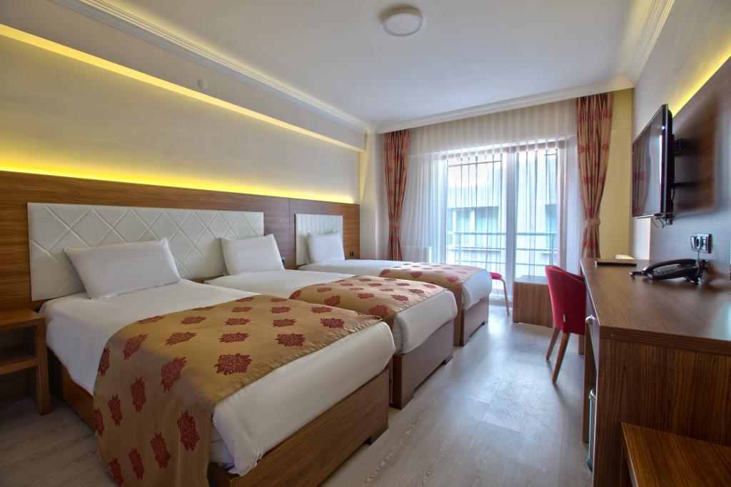Bolu Cadde Otel — 10