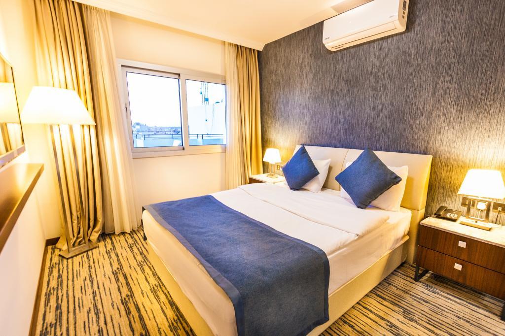 Port View Hotel — 3