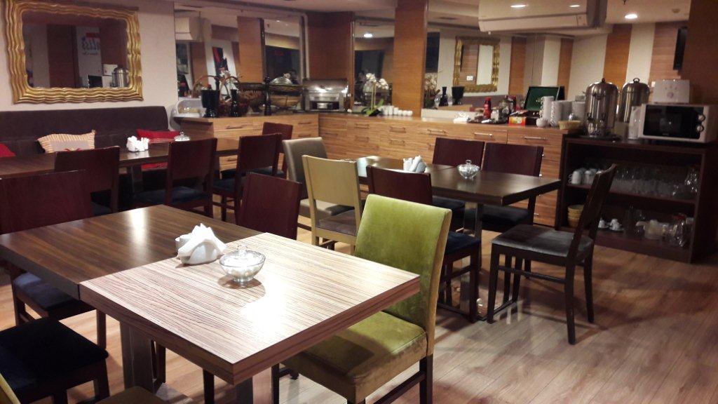 Derpa Suite Hotel — 4