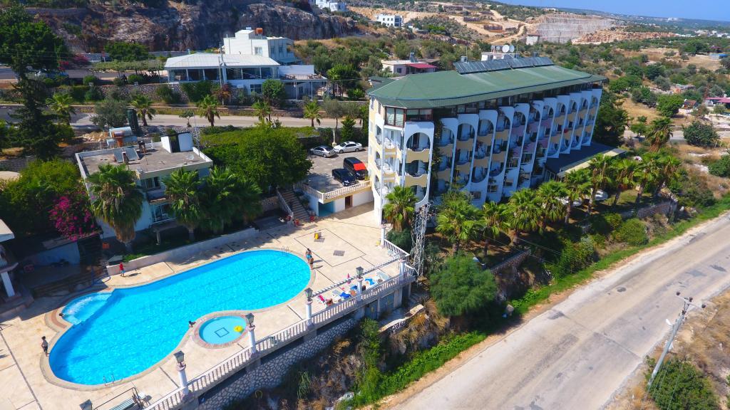 Calamie Hotel&Beach Club — 2