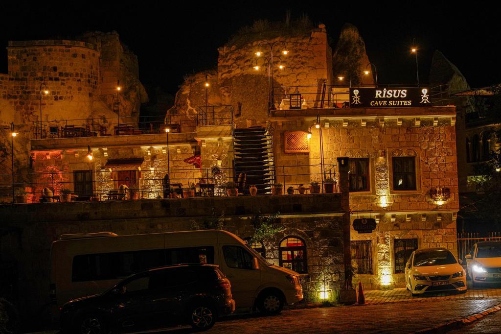 Risus Cave Suites — 4