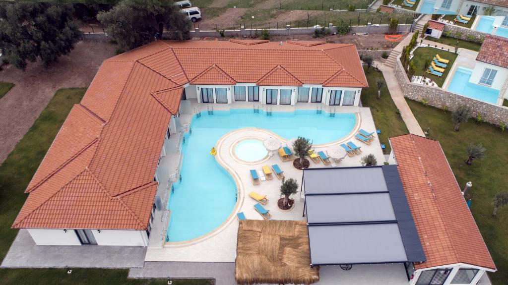 Z Exclusive Hotel and Villa