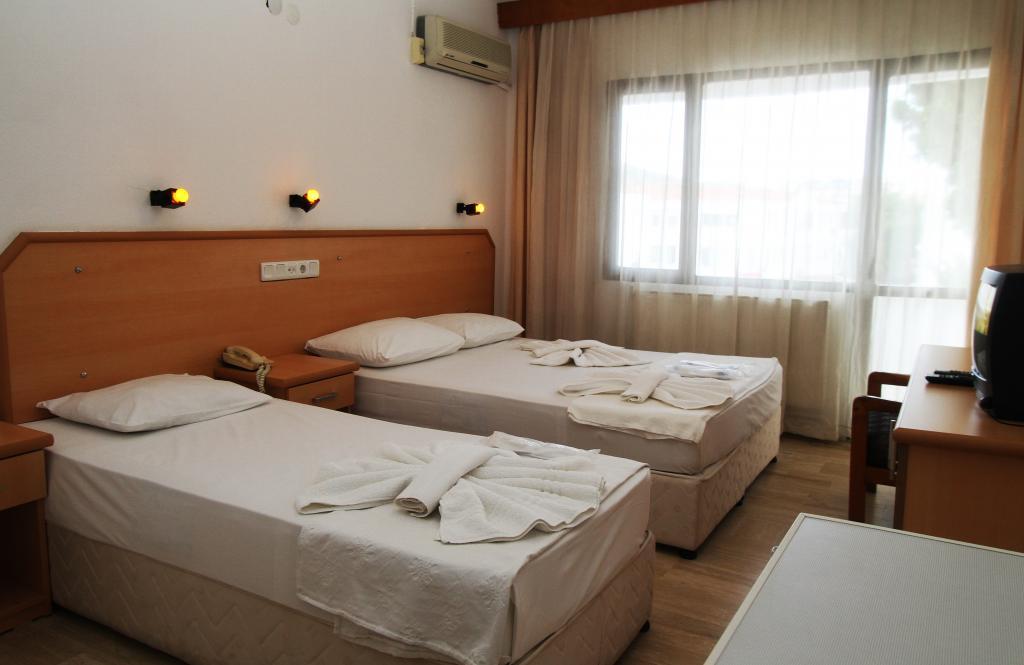 Gören Otel Çeşme — 6