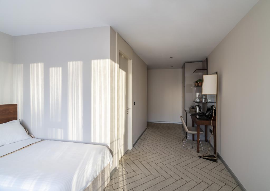 Upsuites Hotel — 7