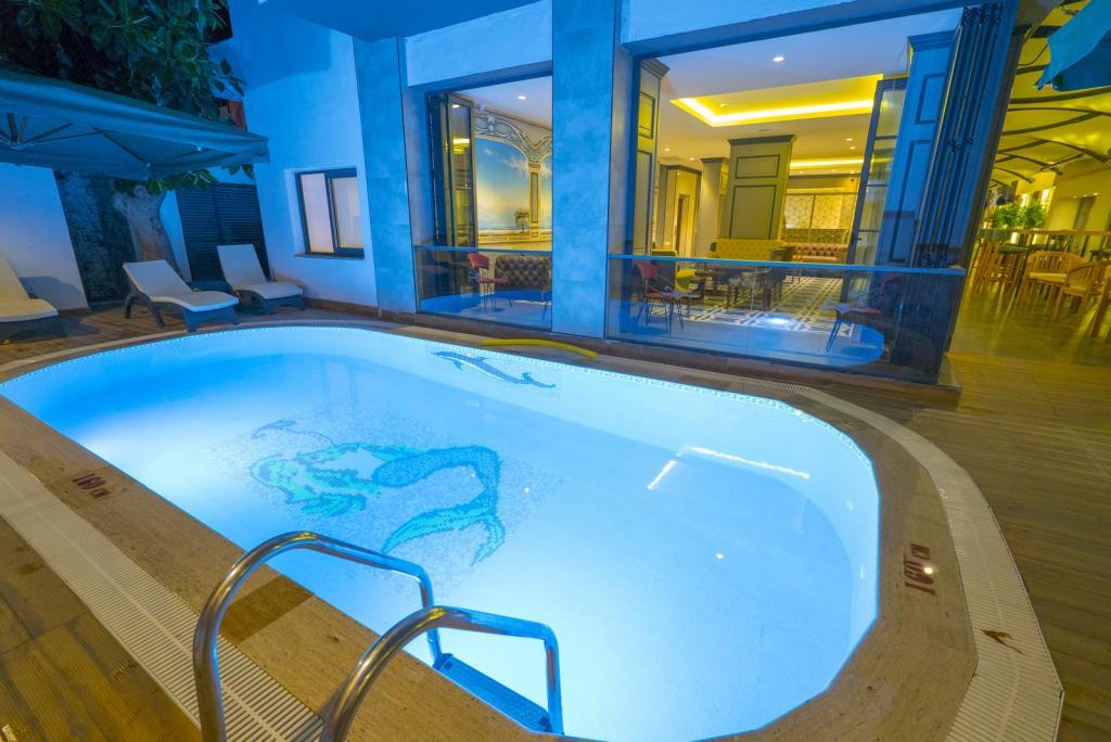 Marmaris Beach Hotel — 8