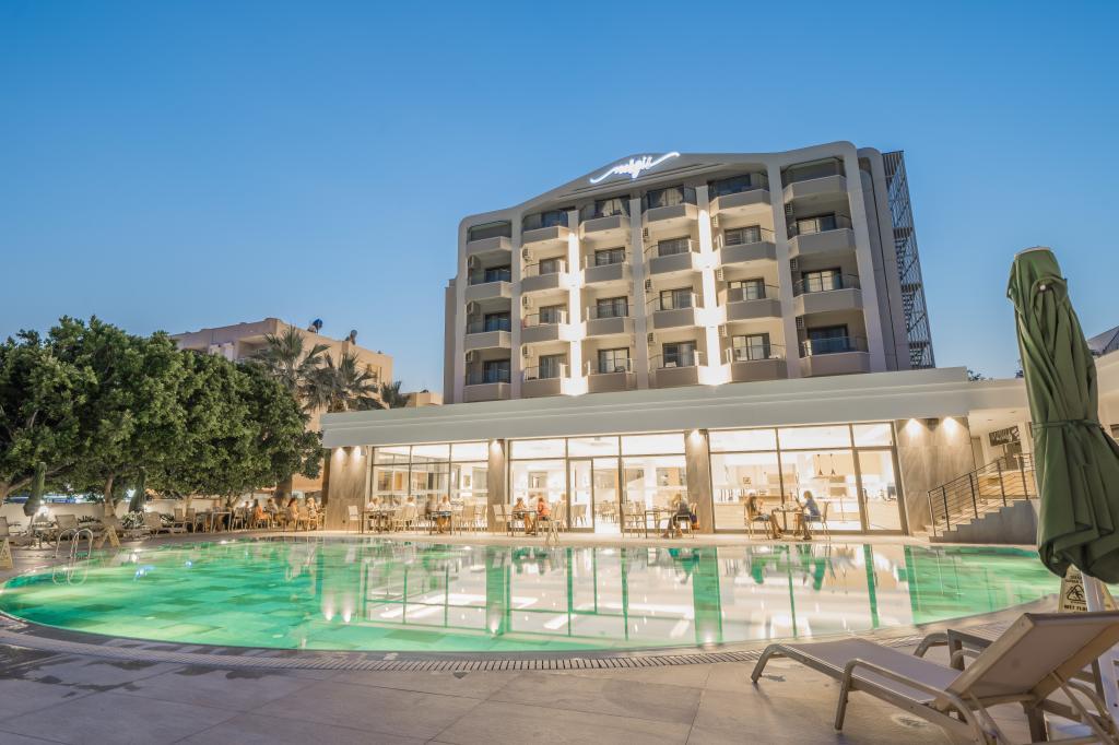 Premier Nergis Beach Hotel