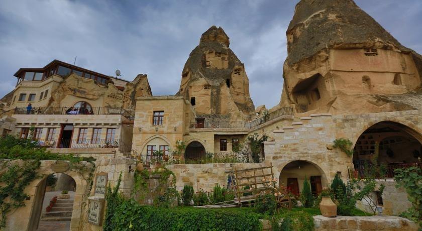 Amber Cave Suites
