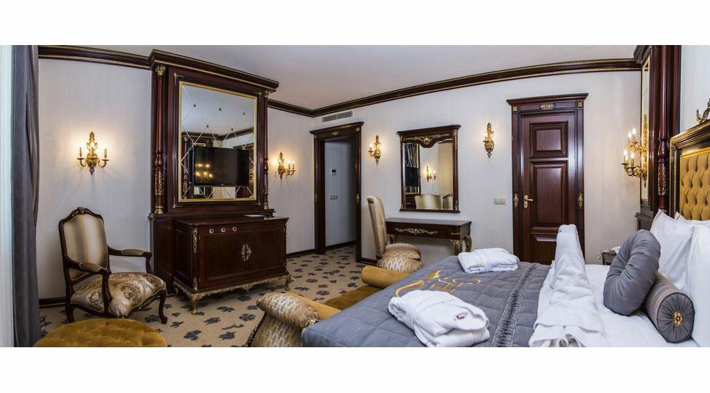 Cassiel Hotel — 8