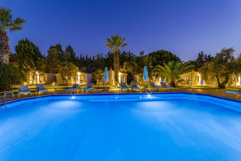 Risus Garden Marina Hotel — 3