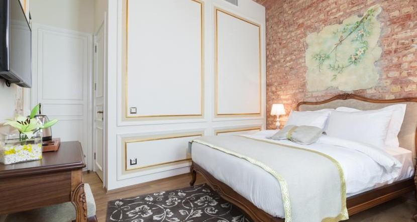 Hotel Pera Parma — 10