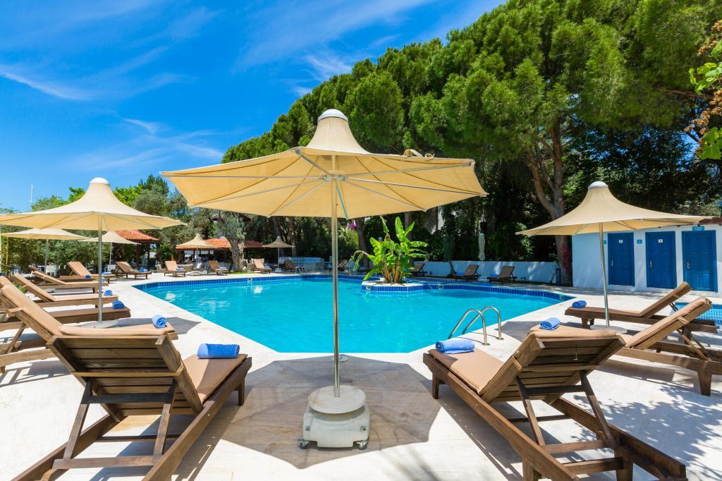 Risus Garden Marina Hotel — 8