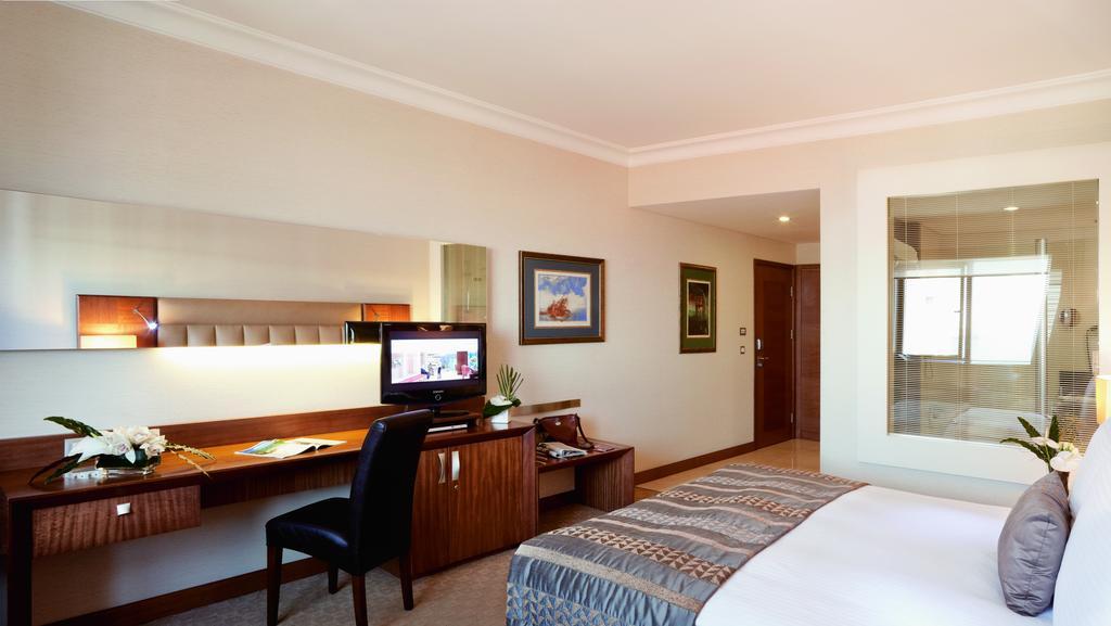 Mövenpick Hotel İzmir — 10